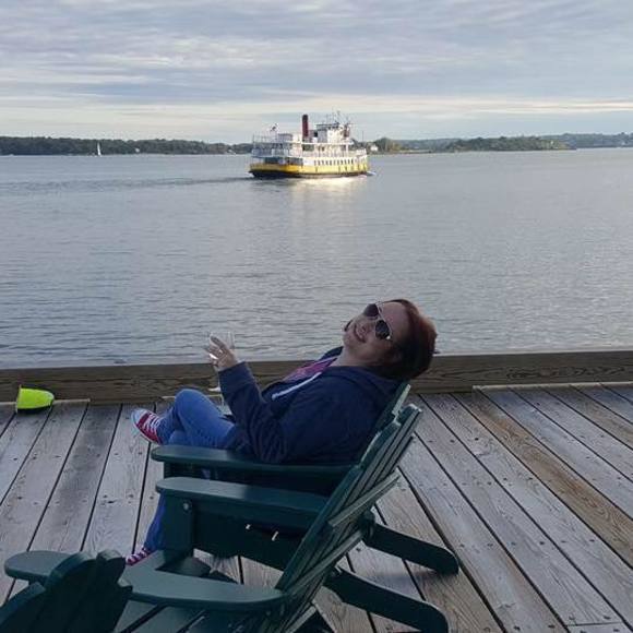 Meet your Posher, Erica - Picture 1 of 1